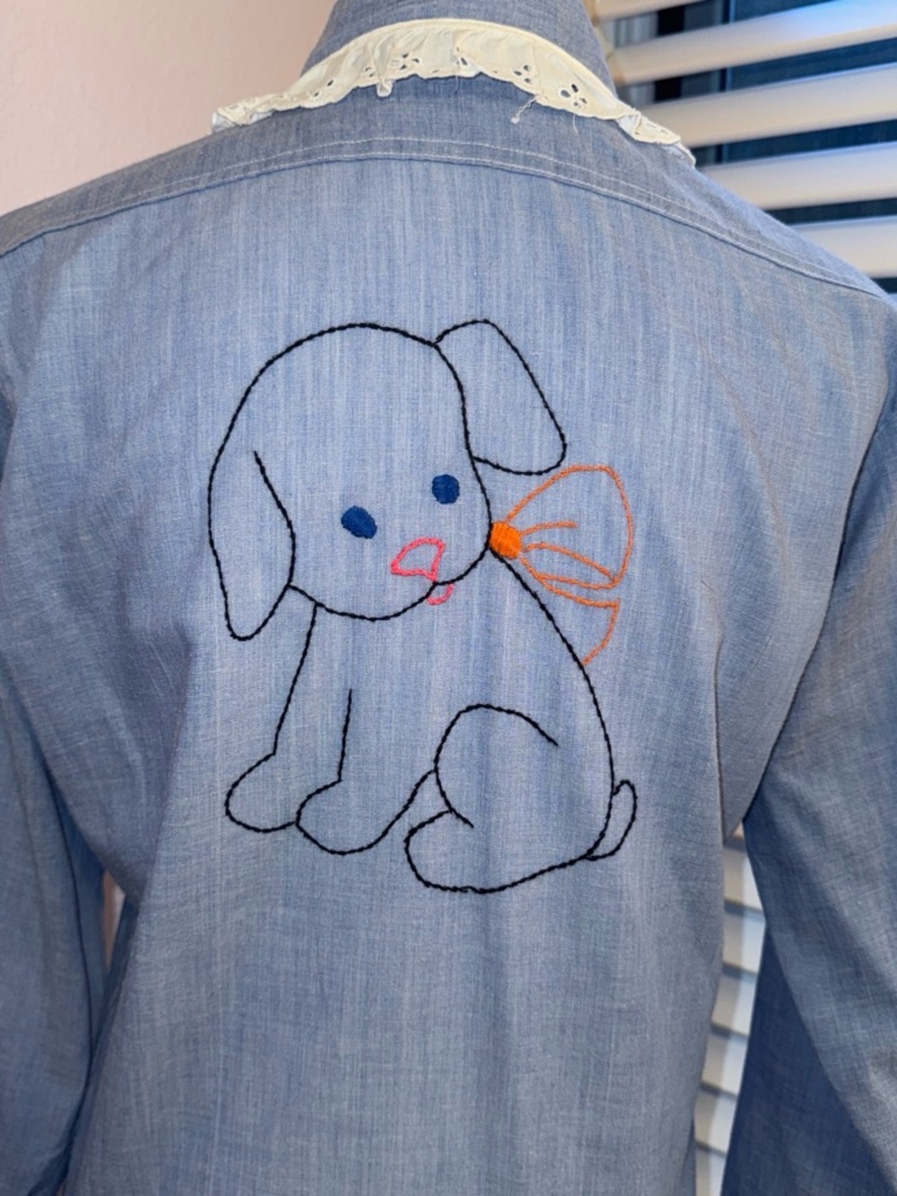 Embroidered Puppy Dog Chambray Shirt -1970s